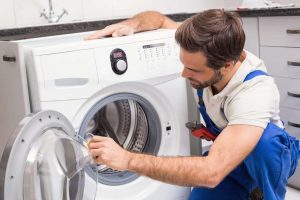 Не работает стиральная машина: признаки и причины поломок