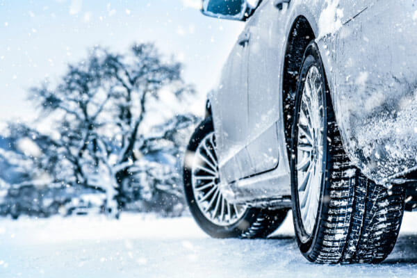 Выбор зимних шин для автомобиля: ключевые факторы и рекомендации