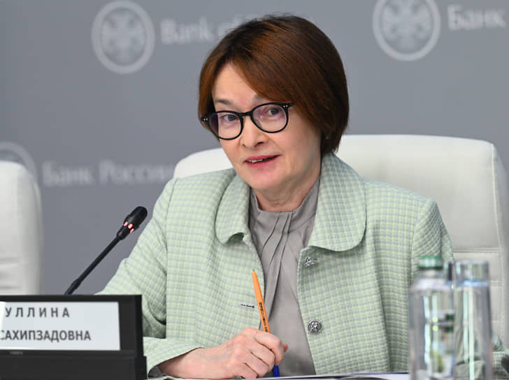 Набиуллина: доля покупок жилья за собственные средства растет