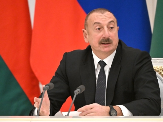 Азербайджан отказался от пятисторонней встречи с участием премьера Армении
