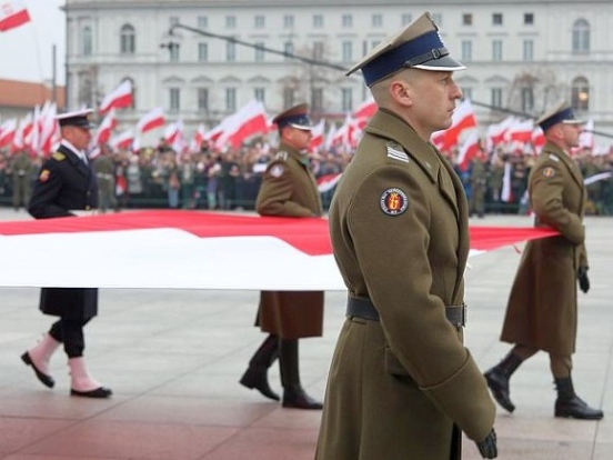 Bloomberg: Польша попросила у Британии защиты «от российских ракет и дронов»