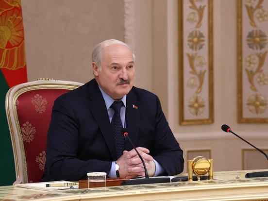 Лукашенко рассказал о совместном с Россией выпуске самолетов