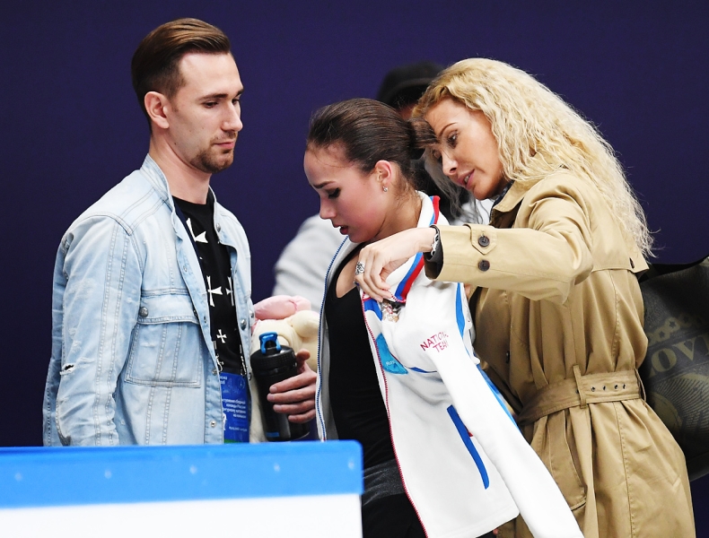 Первая встреча Загитовой и Медведевой после Олимпиады: Алина рассказала о стеснениях, Тутберидзе ушла