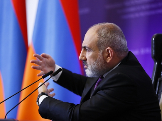 «Покорная задворка или независимая страна?»: Пашинян призвал армян сделать выбор