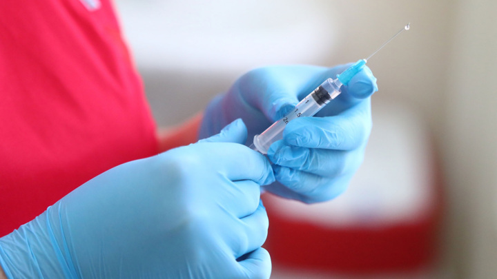 В Москве начались испытания вакцин от нового штамма коронавируса