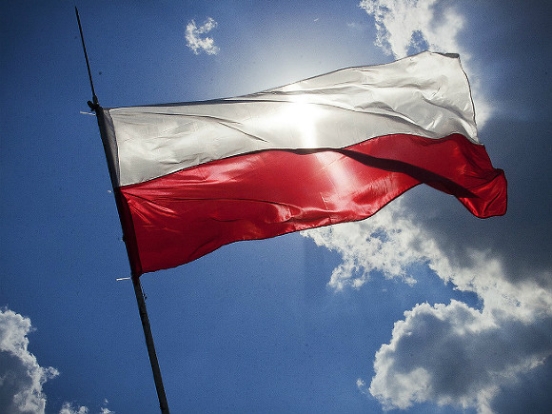 В Польше заявили, что не позволят завалить страну украинским зерном